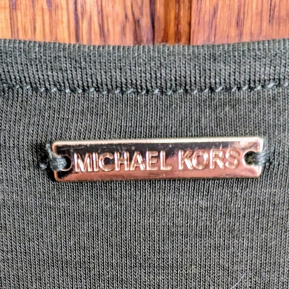 NWOT Michael Kors Olive Green Sleeveless V-Neck - Size M - Picture 5 of 6